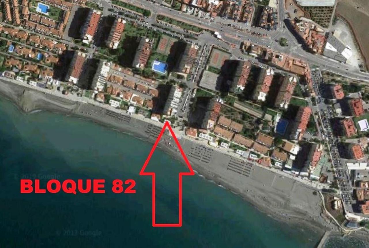 Beachfront 82 Торрокс Екстер'єр фото