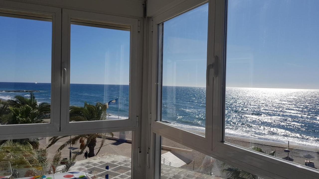 Beachfront 82 Торрокс Екстер'єр фото