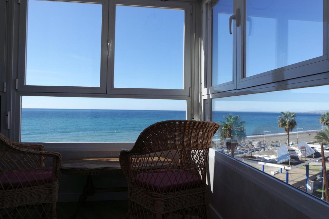 Beachfront 82 Торрокс Екстер'єр фото