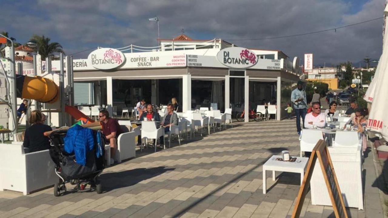 Beachfront 82 Торрокс Екстер'єр фото