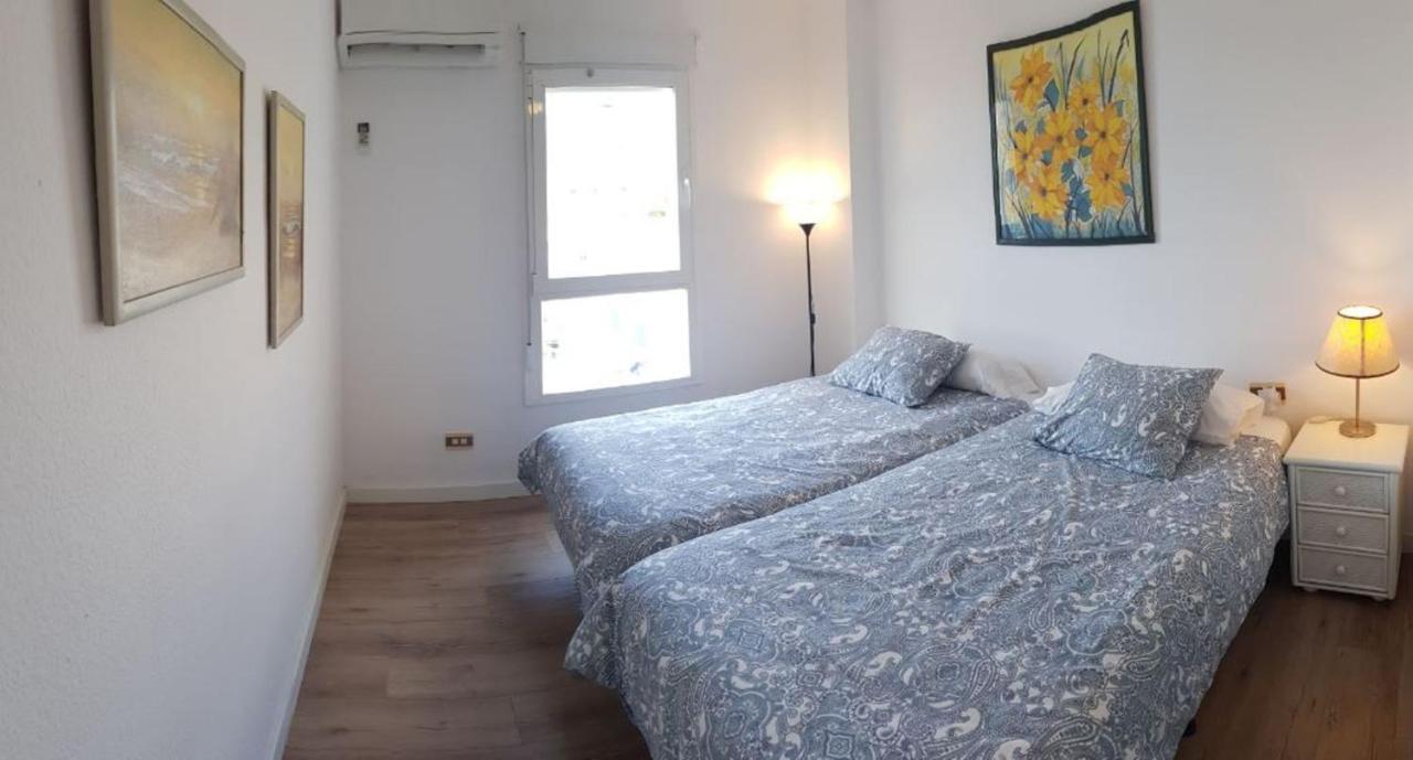 Beachfront 82 Торрокс Екстер'єр фото